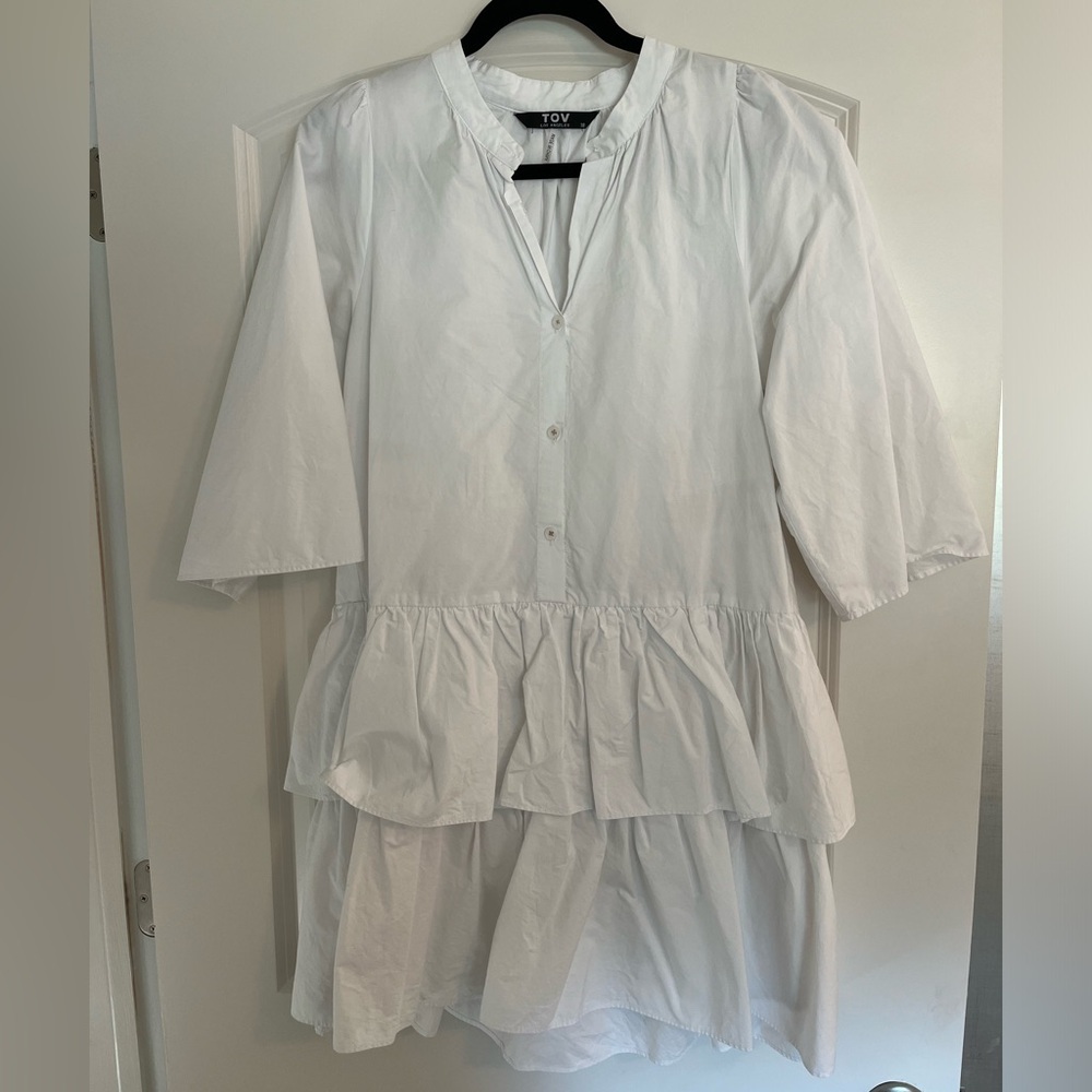 Women’s white dress
